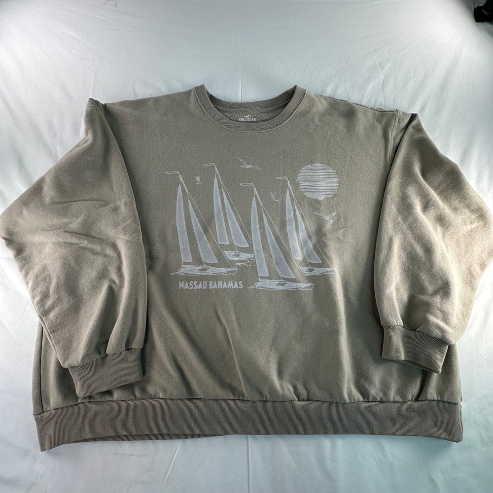 Hollister Nassau Bahamas Sailboat Graphic Crewneck Sweatshirt Taupe XXL